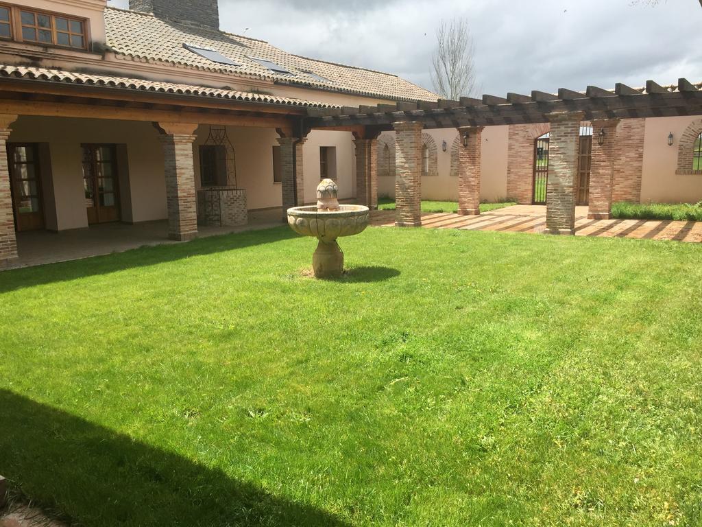 La Casona Del Tormes Villa Almenara de Tormes Dış mekan fotoğraf
